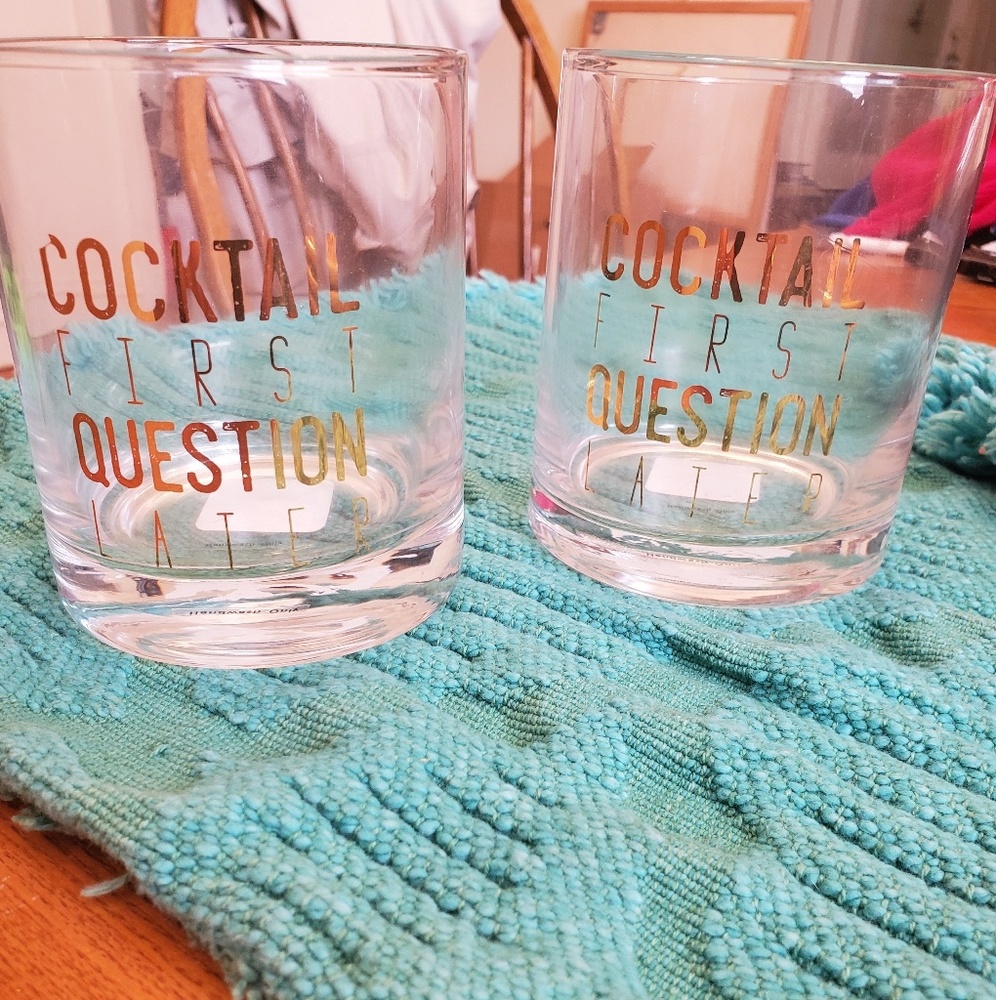 **LAST CHANCE** NWT Set of 2, Cocktail Glasses